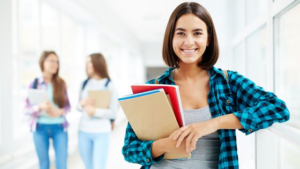 6 Best Scholarships for Study Abroad In 2020